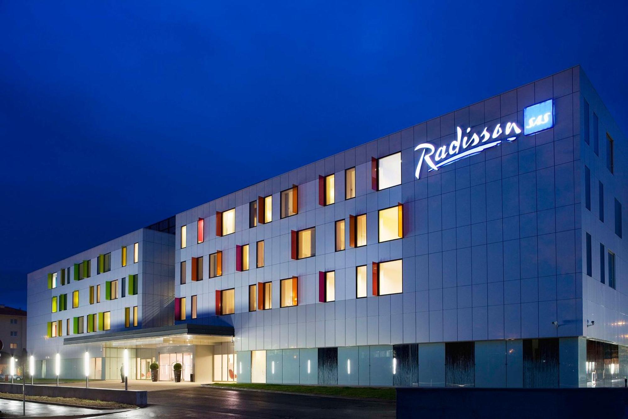 Radisson Blu Hotel Toulouse Airport Blagnac Exterior foto